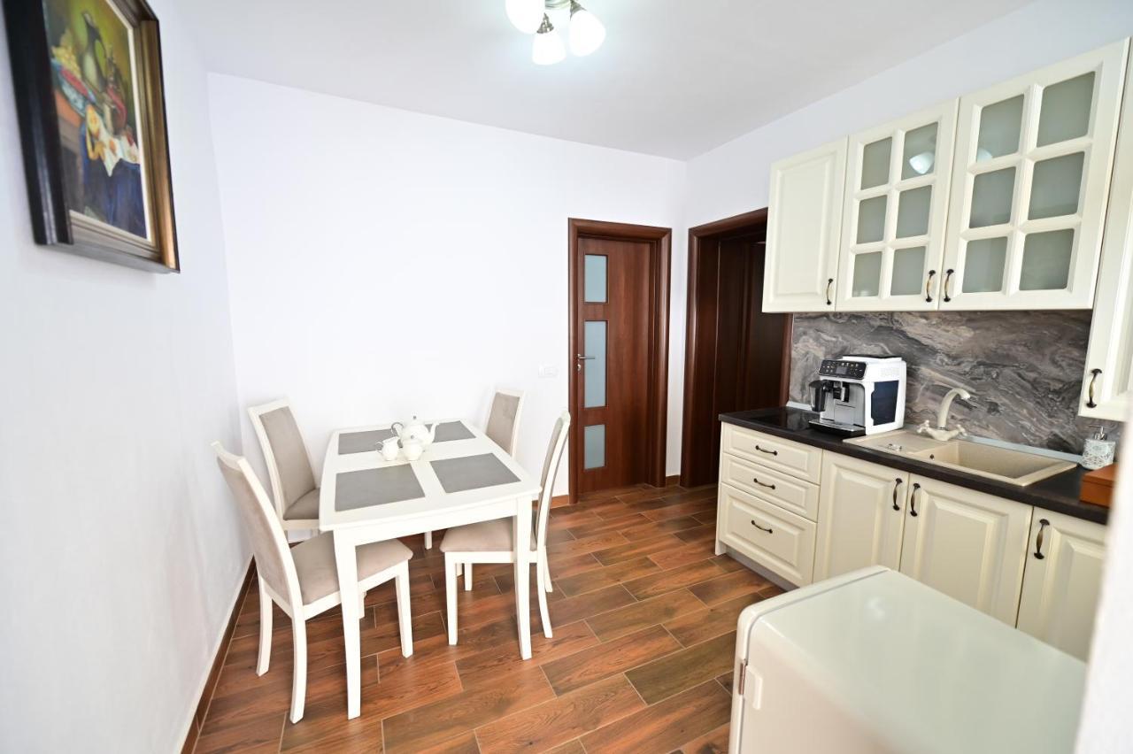 Apartments In The Heart Of Sibiu Exterior photo