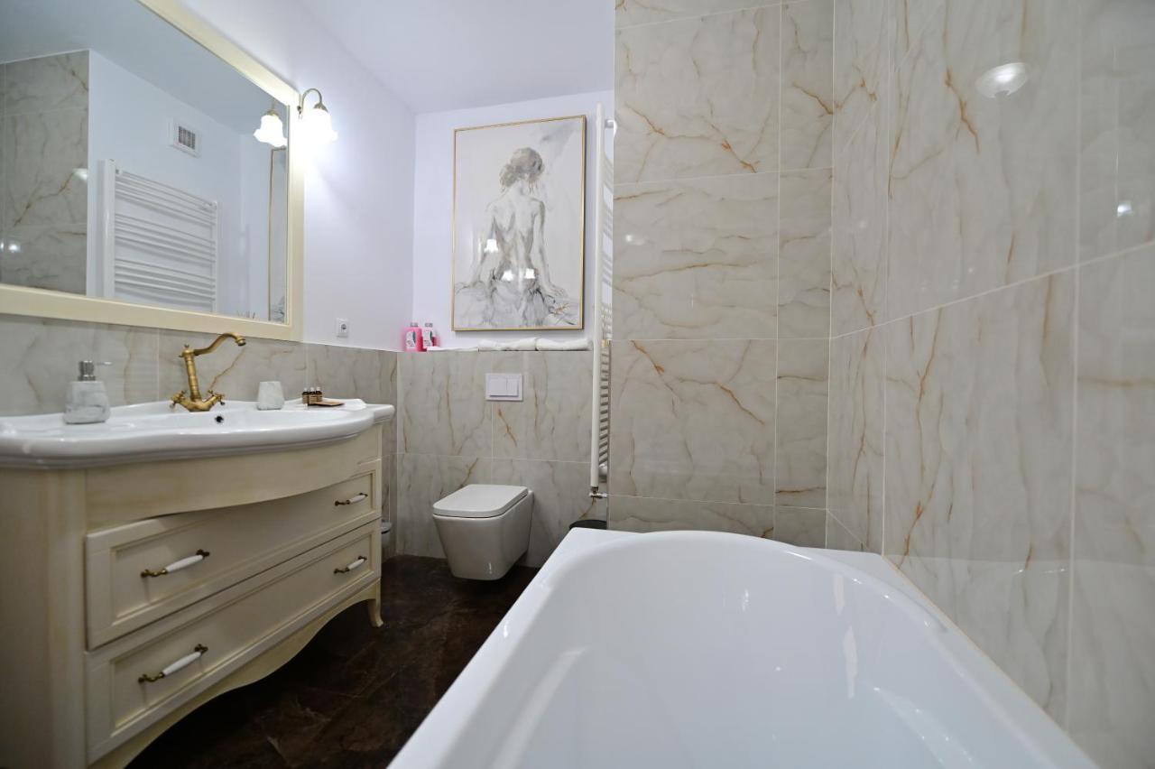 Apartments In The Heart Of Sibiu Exterior photo