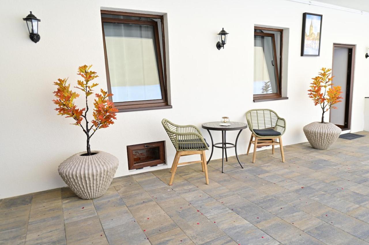 Apartments In The Heart Of Sibiu Exterior photo
